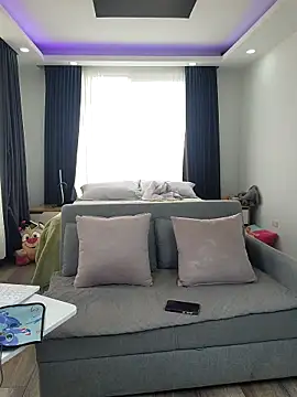 evasweett   online show from 11/27/25, 05:37