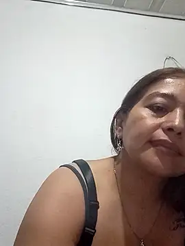 Bellamoretii5 online show from 09/24/25, 06:44