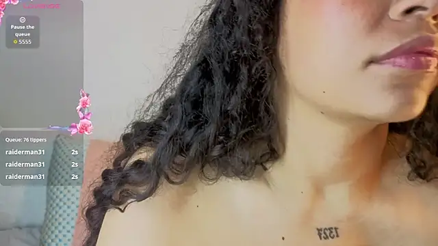 CloeBunny  online show from 04/06/26, 04:46