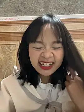 Daisy018 online show from 11/01/25, 07:32