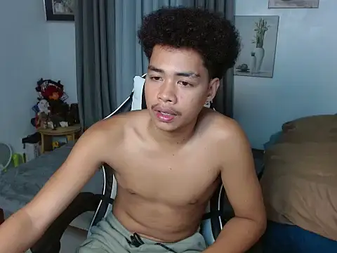 Snapshot of curlyasian_njxx chatting on 03/27/26, 06:41 curlyasian njxx online show from 03/27/26, 06:41