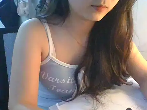 Snapshot of Linzly chatting on 10/11/25, 02:55 Linzly online show from 10/11/25, 02:55