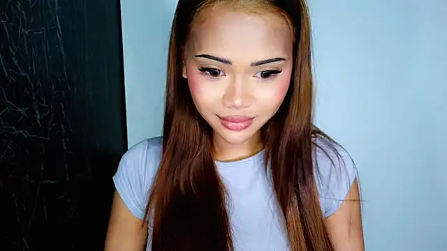 ur holly lexie online show from 11/06/25, 02:29