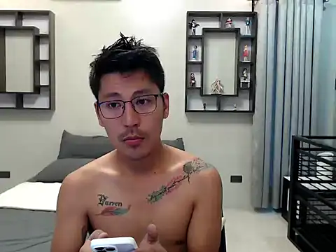 Snapshot of hot_derfs27 chatting on 10/12/25, 02:10 hot derfs27 online show from 10/12/25, 02:10