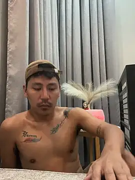 Snapshot of hot_derfs27 chatting on 01/15/26, 12:10 hot derfs27 online show from 01/15/26, 12:10