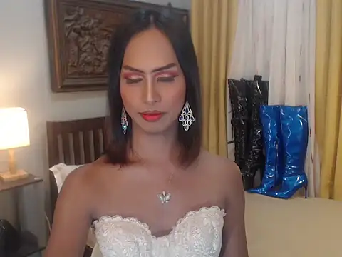 Snapshot of Nathalieheartt chatting on 11/07/25, 04:34 Nathalieheartt online show from 11/07/25, 04:34