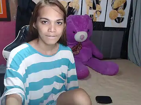 Snapshot of Raffa_ella69 chatting on 05/07/26, 12:54 Raffa ella69 online show from 05/07/26, 12:54