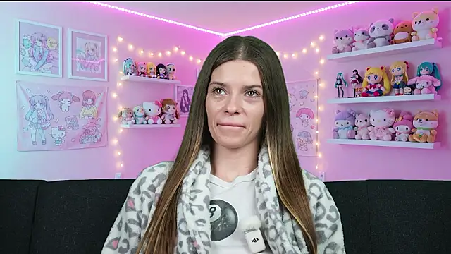 sukie spooky online show from 04/02/26, 03:26