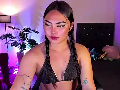 Unique Maya online show from 04/10/26, 02:17