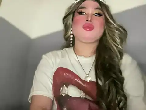 Naughtyrosecum online show from 10/18/25, 05:03