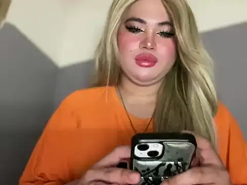 Naughtyrosecum online show from 11/05/25, 03:17