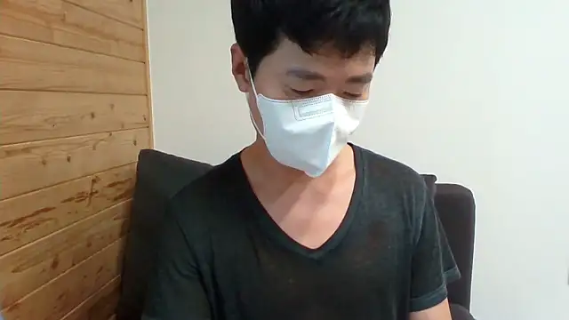 Snapshot of _kinggun_ chatting on 10/06/25, 11:02 kinggun online show from 10/06/25, 11:02