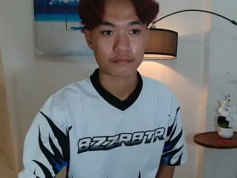 ur little secret online show from 09/24/25, 08:17