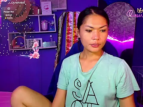 urgirljane online show from 06/27/26, 10:09