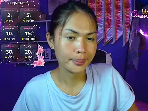 urgirljane online show from 07/08/26, 03:49
