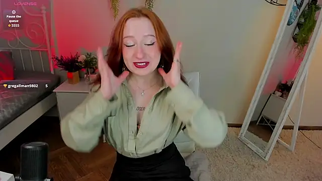 Violet Griffen online show from 03/22/26, 03:48