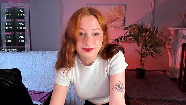 Snapshot of Violet_Griffen chatting on 05/07/26, 03:50 Violet Griffen online show from 05/07/26, 03:50