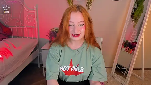 Snapshot of Violet_Griffen chatting on 06/03/26, 03:39 Violet Griffen online show from 06/03/26, 03:39