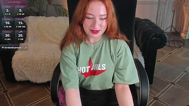 Violet Griffen online show from 07/25/26, 03:53