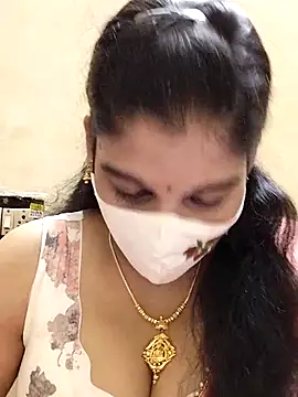 Snapshot of amelia-rani chatting on 10/13/25, 05:46 amelia-rani online show from 10/13/25, 05:46