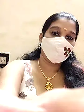 Snapshot of amelia-rani chatting on 11/11/25, 12:38 amelia-rani online show from 11/11/25, 12:38