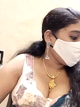 Snapshot of amelia-rani chatting on 11/15/25, 12:56 amelia-rani online show from 11/15/25, 12:56