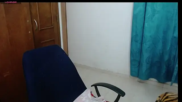 alejandralatina online show from 08/01/26, 03:50