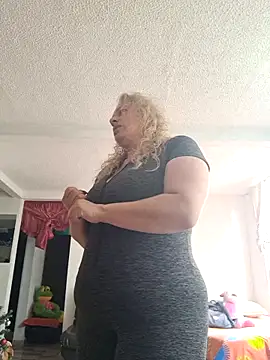 sofiacurvy 45 online show from 12/05/25, 06:37