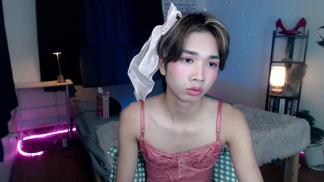 Lavictoriathegreat online show from 11/21/25, 02:27