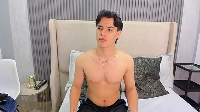 BenitoSaenz online show from 09/12/25, 11:54