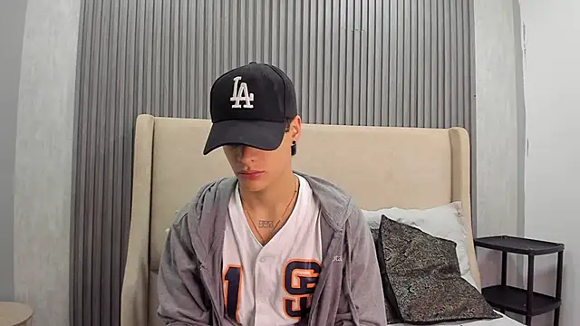 BenitoSaenz online show from 09/16/25, 11:55