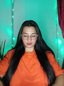 VALENTINA ROUSE  online show from 06/03/26, 10:48