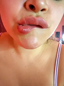 SeleneLuminari8 online show from 04/15/26, 02:46