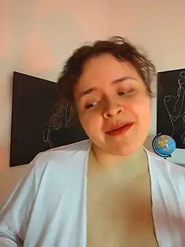 SeleneLuminari8 online show from 06/25/26, 02:21