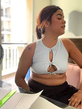 Snapshot of Kaily_Sweet16 chatting on 09/28/25, 09:31 Kaily Sweet16 online show from 09/28/25, 09:31