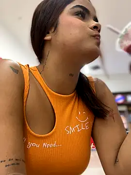 Snapshot of Kaily_Sweet16 chatting on 10/09/25, 05:22 Kaily Sweet16 online show from 10/09/25, 05:22