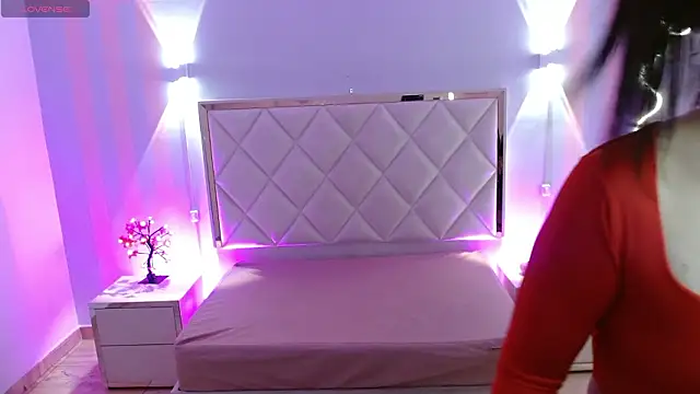 Rosalind tay online show from 03/04/26, 11:16