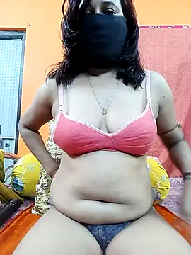 Hotpuja25 online show from 11/09/25, 04:00
