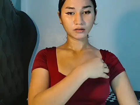 lava lux online show from 06/19/26, 04:28