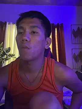 Snapshot of drinkmycumx chatting on 11/21/25, 05:17 drinkmycumx online show from 11/21/25, 05:17