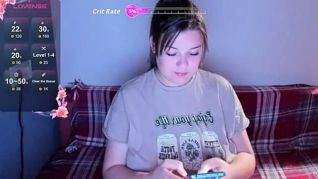 LinaElasm online show from 10/21/25, 10:10