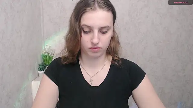 AmandaDimond  online show from 03/11/26, 12:22
