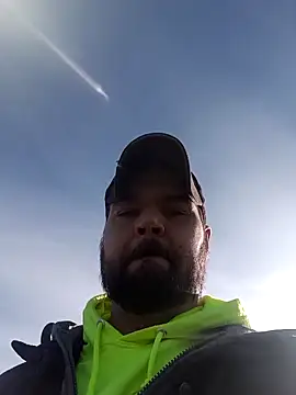 DouginWv online show from 12/21/25, 06:48