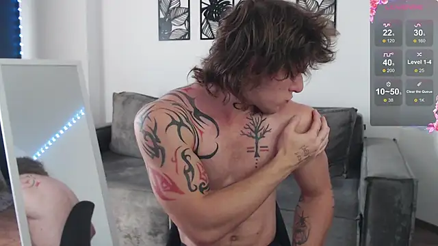 Snapshot of Brendan__Piks chatting on 10/07/25, 10:01 Brendan Piks online show from 10/07/25, 10:01