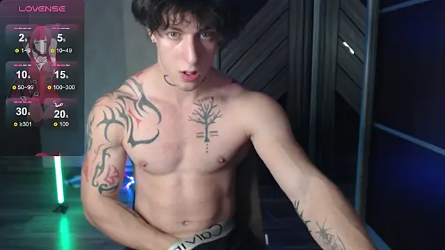 Snapshot of Brendan__Piks chatting on 11/20/25, 07:02 Brendan Piks online show from 11/20/25, 07:02