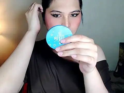 NaomiSmall online show from 01/11/26, 08:08