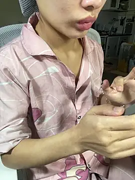 Mina048 online show from 12/19/25, 04:25