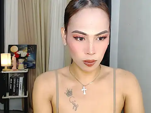 Savanna White online show from 11/30/25, 05:17