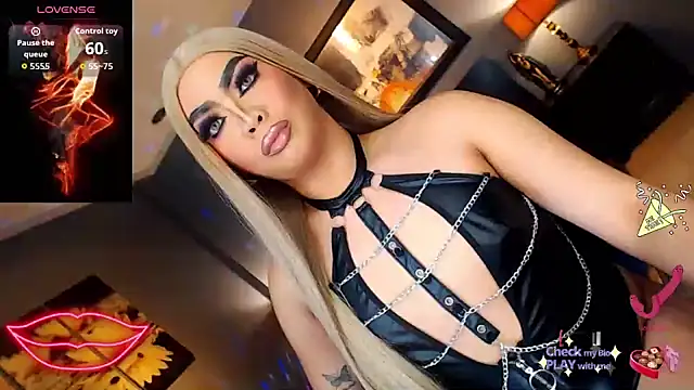 FridaHumphrey online show from 10/21/25, 05:24