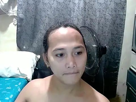 Kelly Holly online show from 06/17/26, 11:27